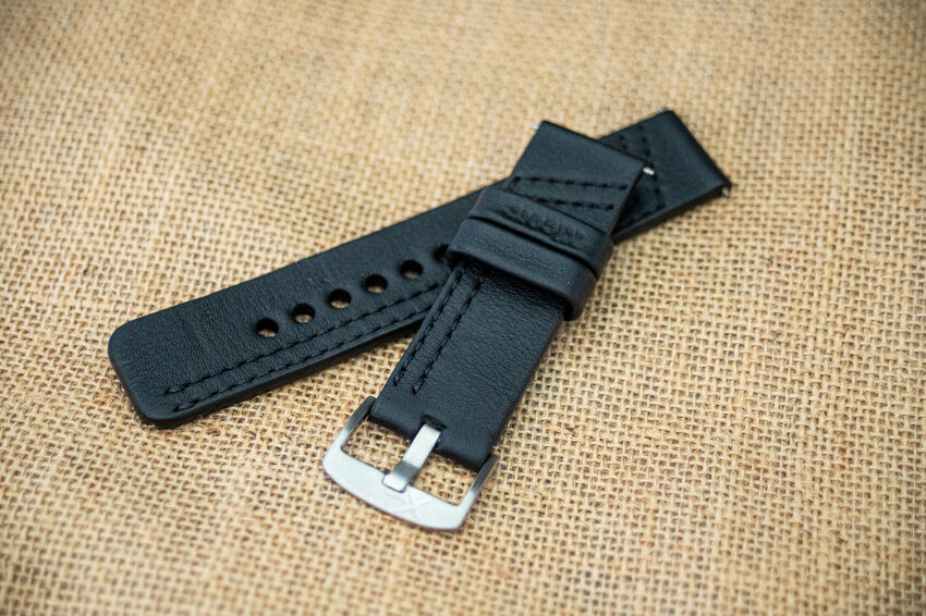Pasek czarny skórzany ukośne czarne przeszycie 24 mm